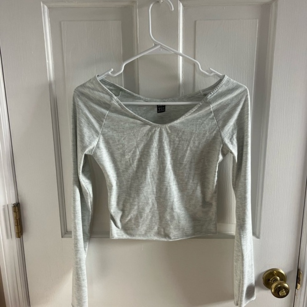 SHEIN Light Gray Long Sleeve Top